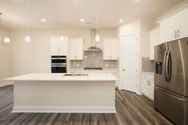 Photo - 120 Heathbrook Ln