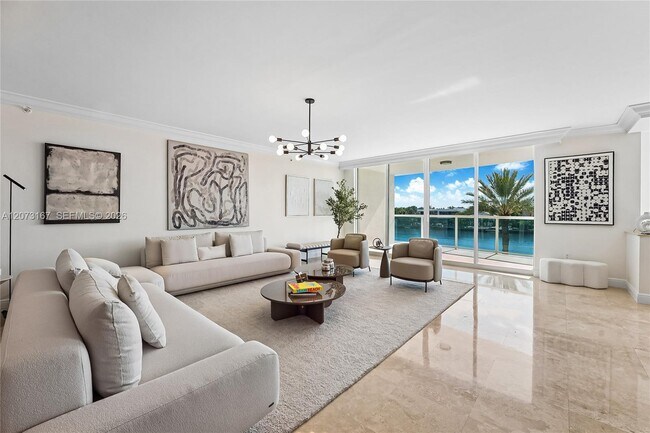 20201 E Country Club Dr Unidad 308