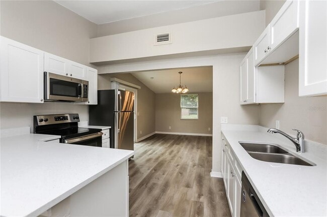 Photo - 2428 S Maple Ave