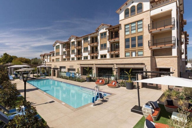 Photo - 1008 E El Camino Real Unidad ID1337703P