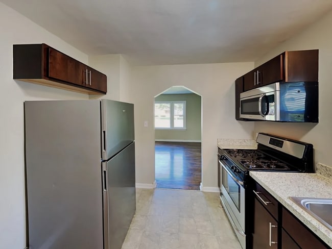 Photo - 7932 Long Ave