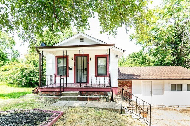 Building Photo - Charming 2-Bedroom Home for Lease