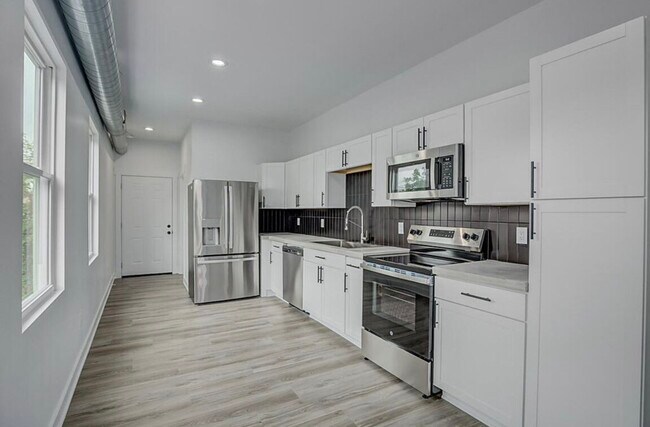 Photo - 1233 Scott St