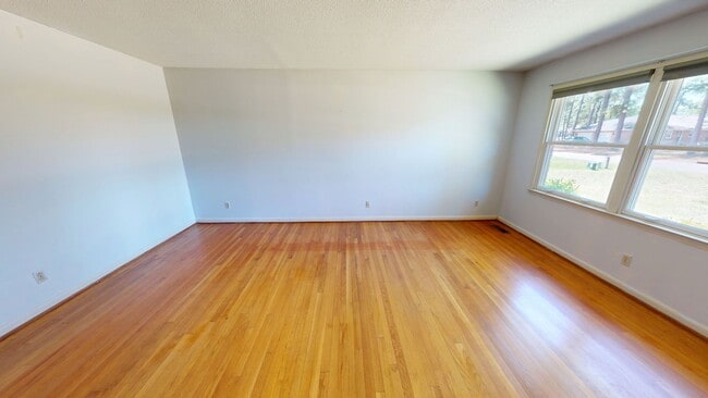 Photo - Charming 3 Bedroom Brick Ranch with Refurbished Original Woodwork
