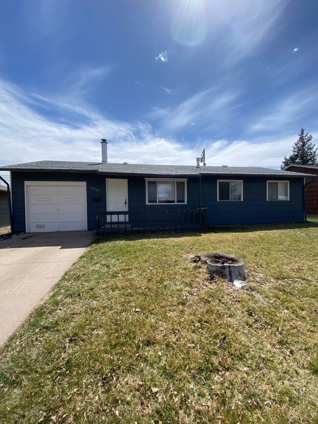 Photo - 3210 W 12th Street Rd