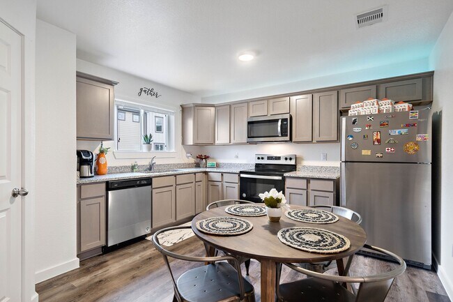 Photo - 12603 Telge Rd