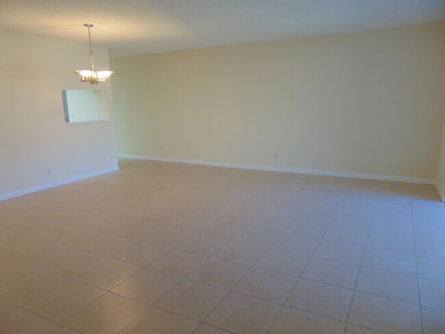 Photo - 3186 Via Poinciana Unit 201