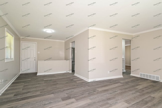 Photo - 313 Ward Dr