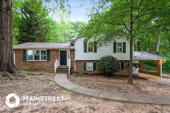 Building Photo - 273 Holmes Dr