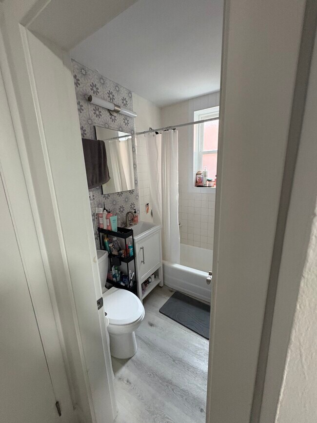 Photo - 45 Westland Ave Unidad 5