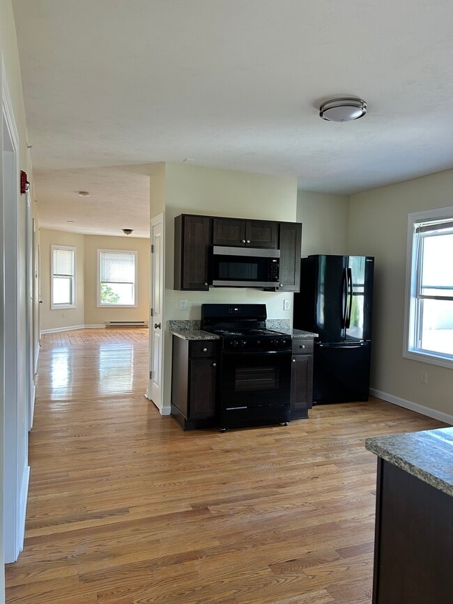 327 Hamilton St Unidad 2