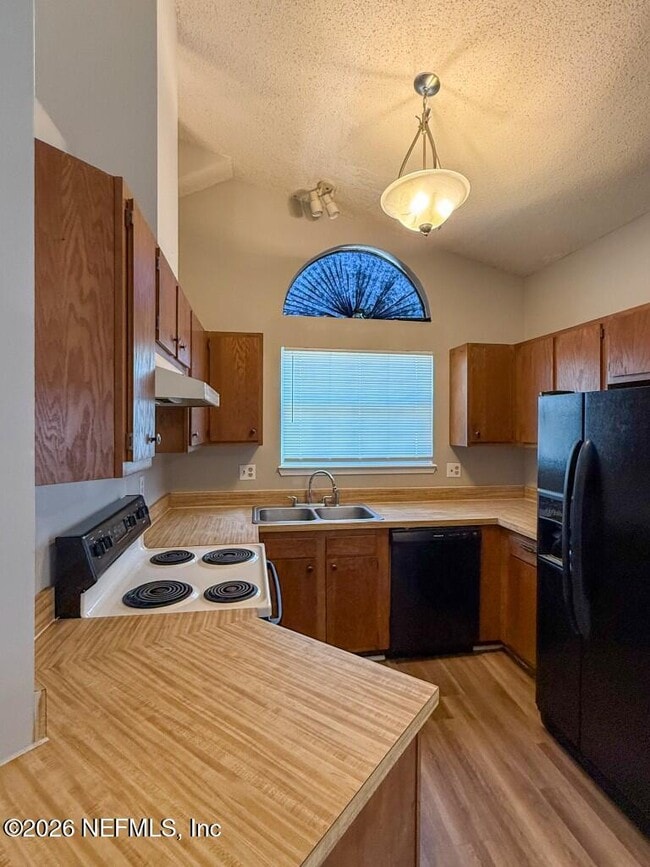 Photo - 1261 Montecello Dr