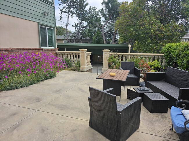 Photo - Los Gatos Garden Apartments