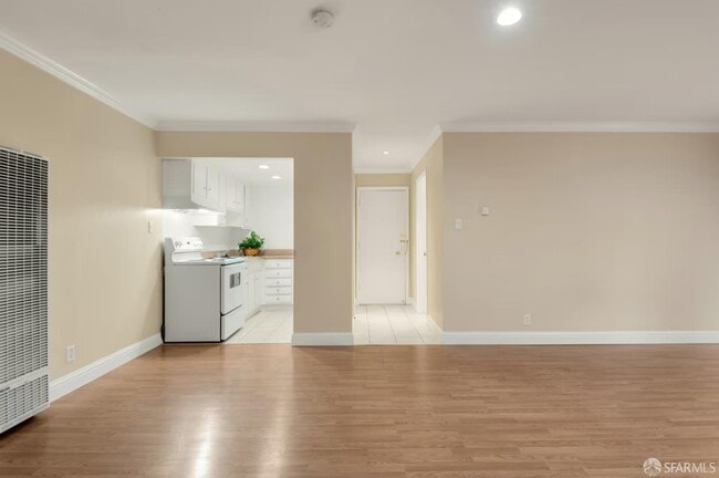 Photo - 1735 Woodland Ave