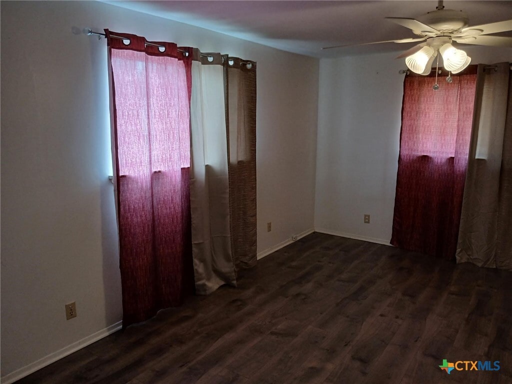 Photo - 502 N Guadalupe St