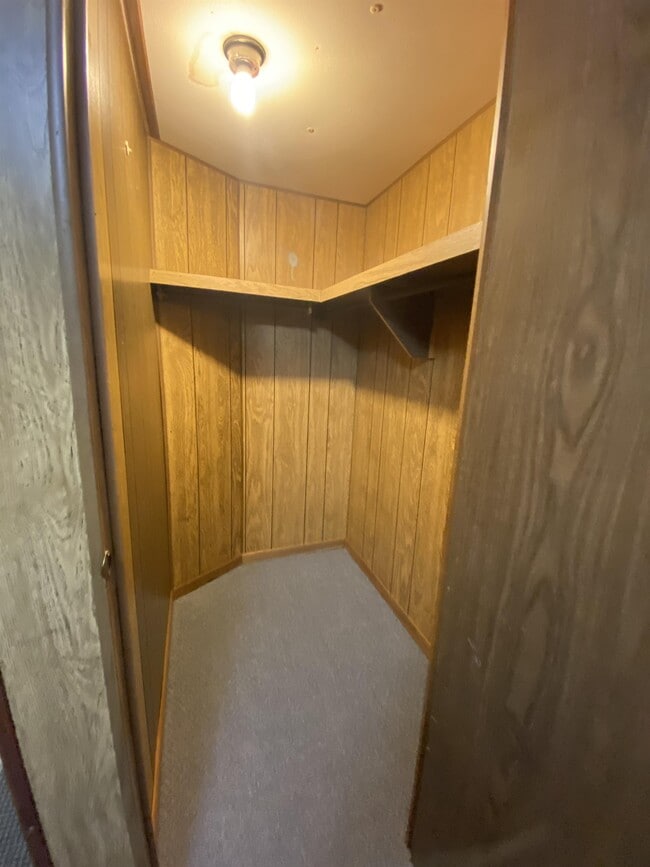 Photo - 74980 444th Rd