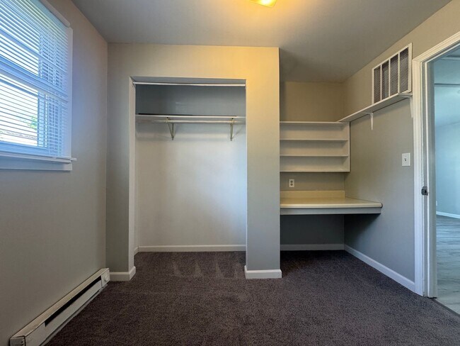 Photo - 319 E College St Unit #2