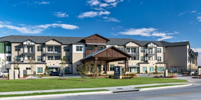 larkspur at creekside 001 - Larkspur at Creekside a 55+ Active Adult C... Apartments