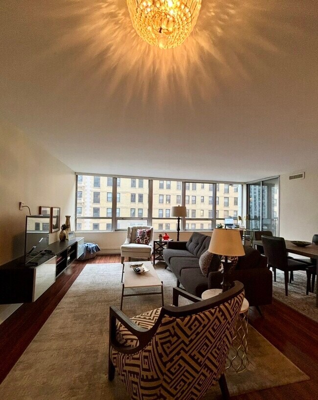 Photo - 201 E Chestnut St