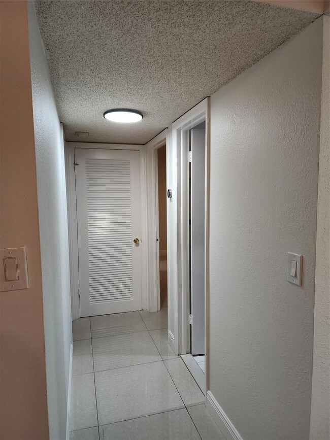 Photo - 5140 SW 40th Ave Unit 26C