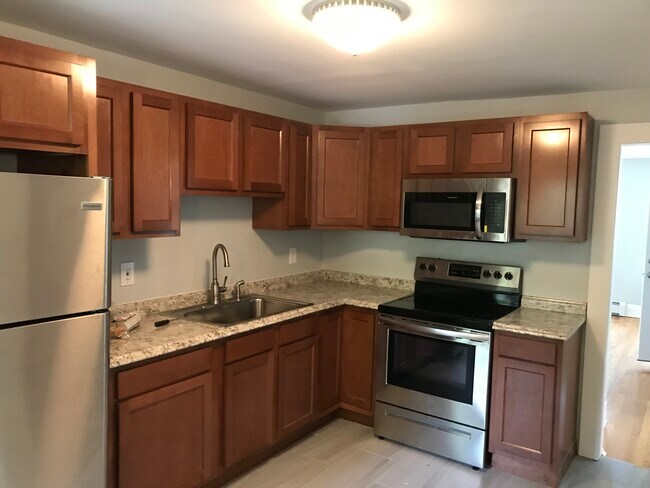 249 Church St Unit 3