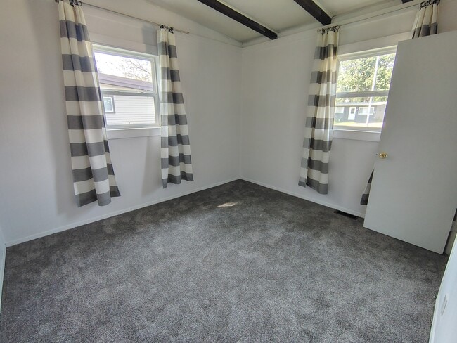 Photo - 1213 Kingsley Dr