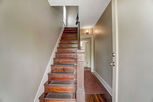 Photo - 350 Volkert St Unidad 2