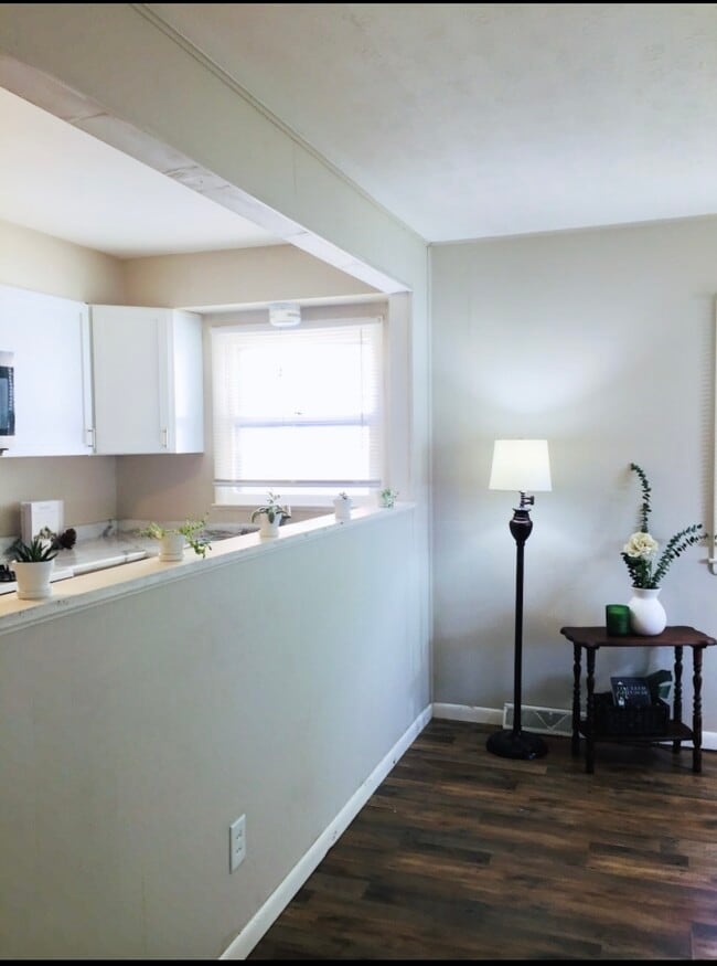 193 Lake St Unit 193 1/2 Unit 1