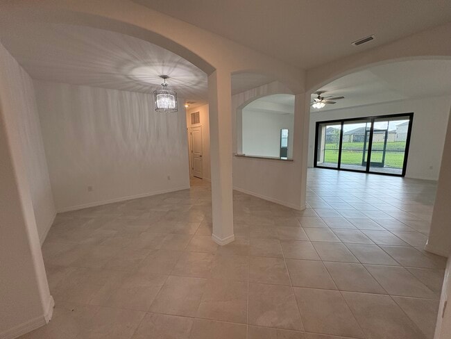 Photo - 3305 Altimira Dr