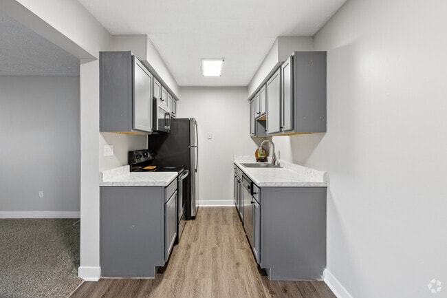 2BR, 1BA - 1,100SF - Kitchen - Broadway 2