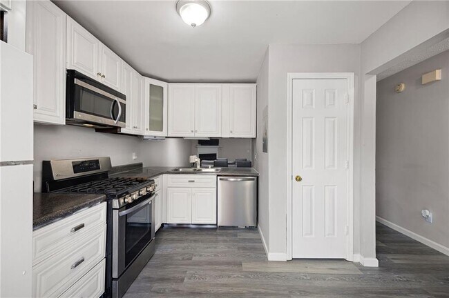 Photo - 1871 Grant Ct