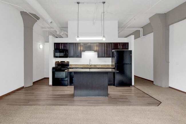 Skinner Macaroni Lofts