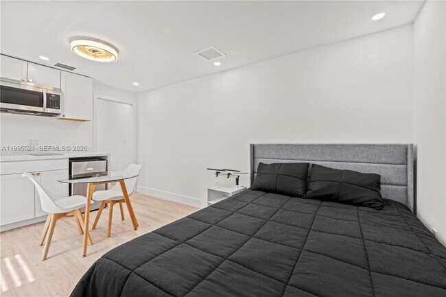 Photo - 5855 SW 62nd St Unit 5