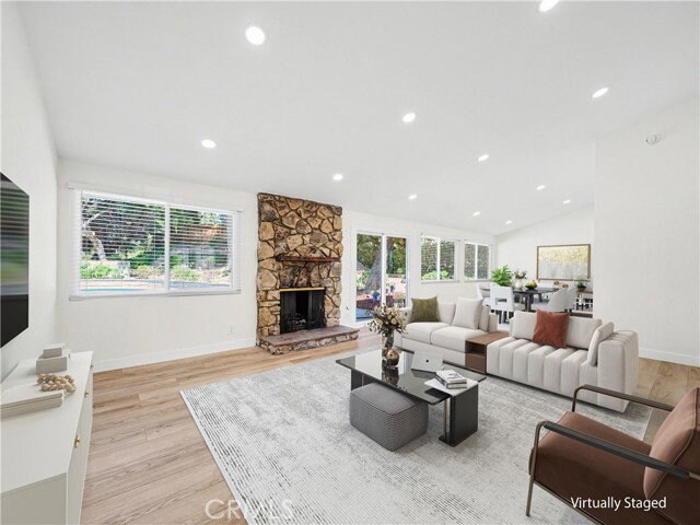 Photo - 5604 Mason Ave