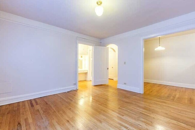 Photo - San Carlos Apartments