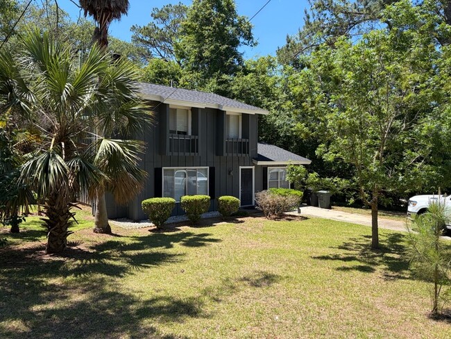 Photo - 1819 Salmon Dr