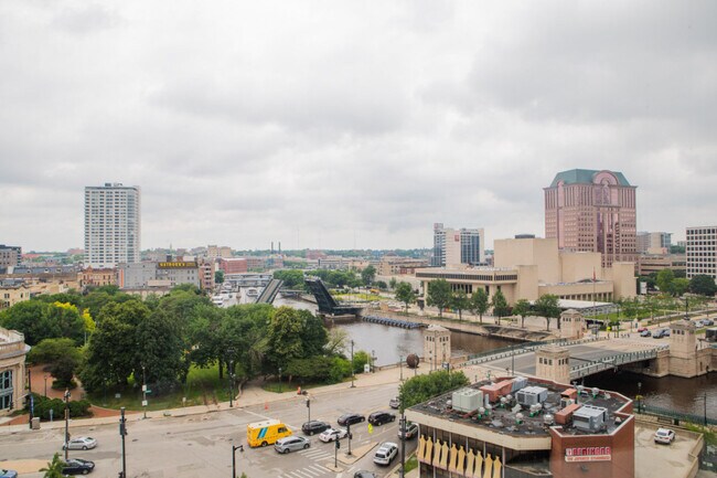 Photo - 823 N 2nd St Unidad ID1379046P