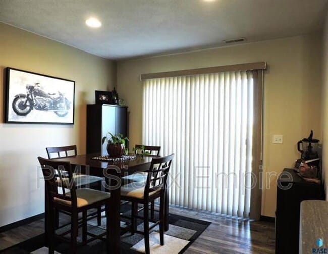 Photo - 9600 W Broek Dr