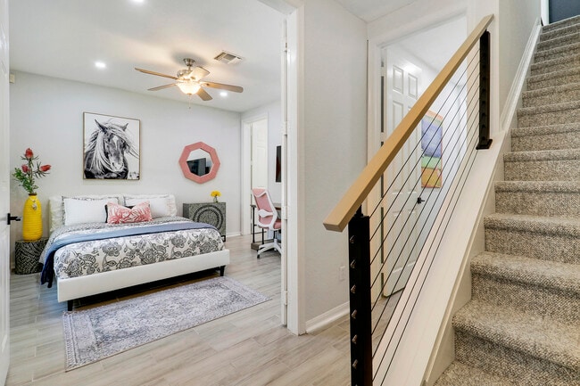 Photo - 1472 Corbison Point Pl