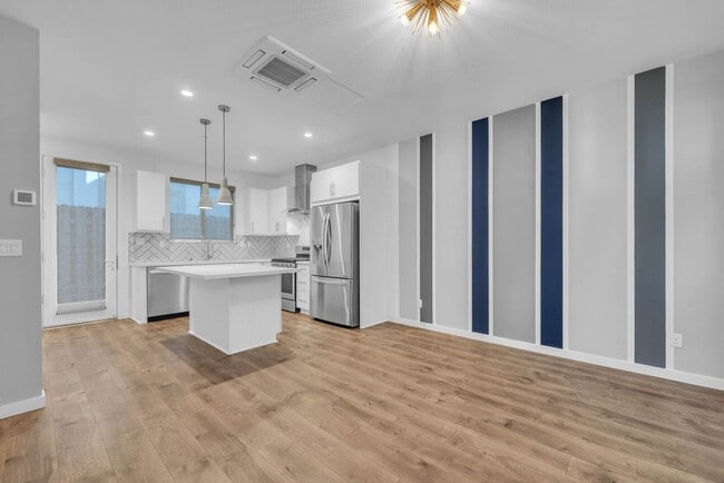 Photo - 357 Crate Ave