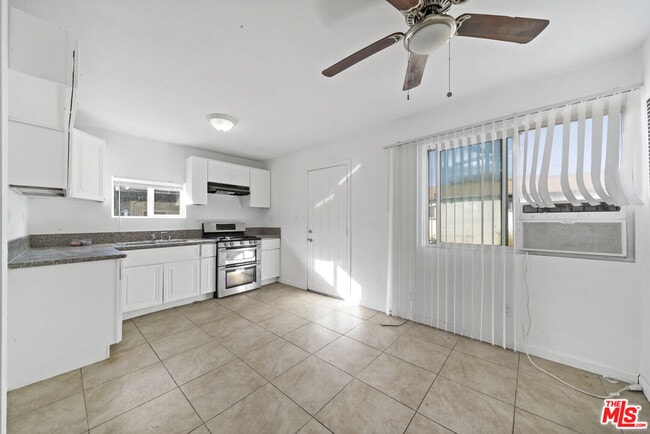 Building Photo - 66124 Acoma Ave Rental