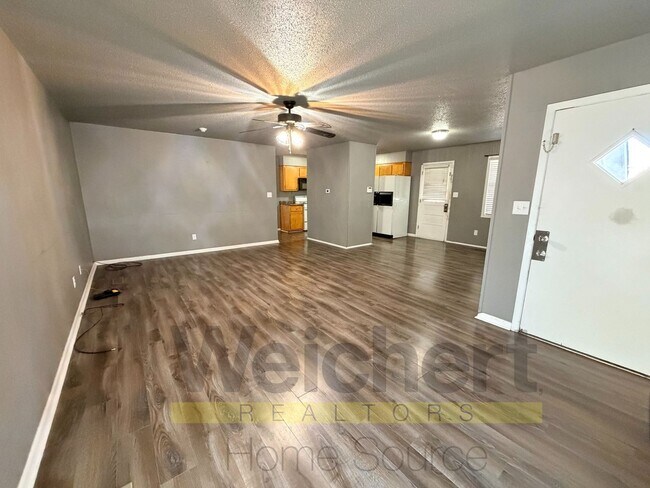 Photo - 3 bed, 2 bath