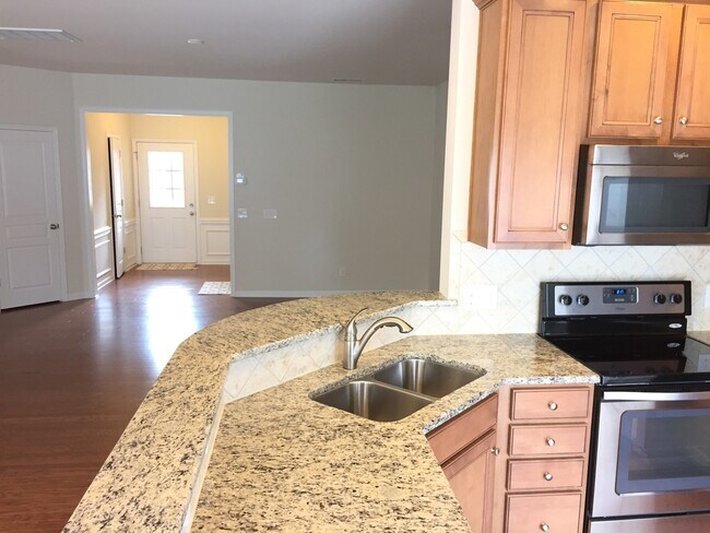 6441 Silver Star Ln