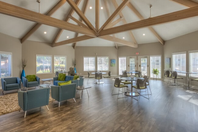 Photo - Oak Hill Apartments