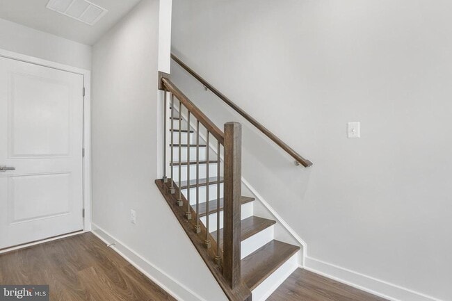 Photo - 4770 Towne Square Blvd