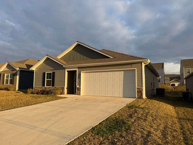 Photo - 4 Bedroom 2 Bathroom Home located in Greeneville, TN