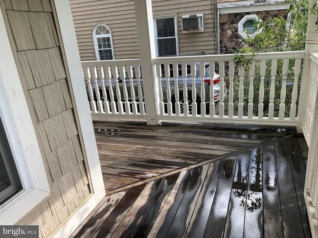 Photo - 532 MOHAWK Ave Unidad A