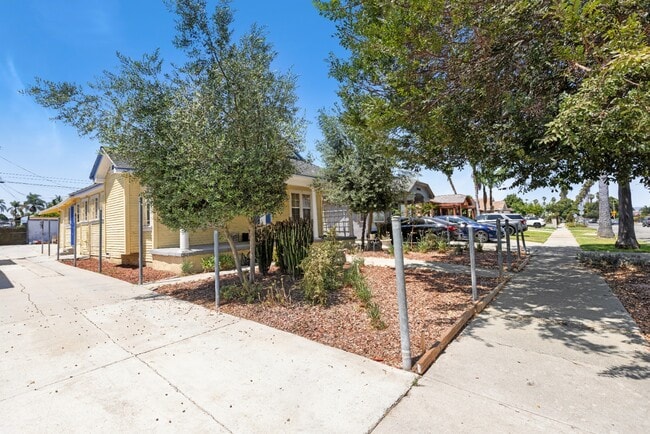 Photo - 5327 6th Ave Unit 5327 6th Avenue