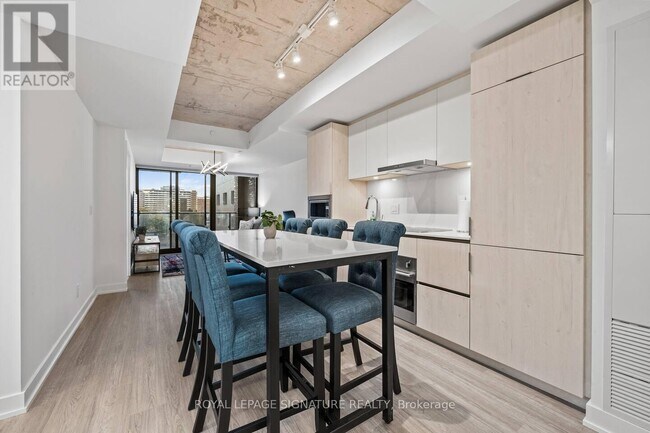 Photo - 47 Mutual St Unité 606