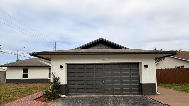 Building Photo - 8721 NW 47th St